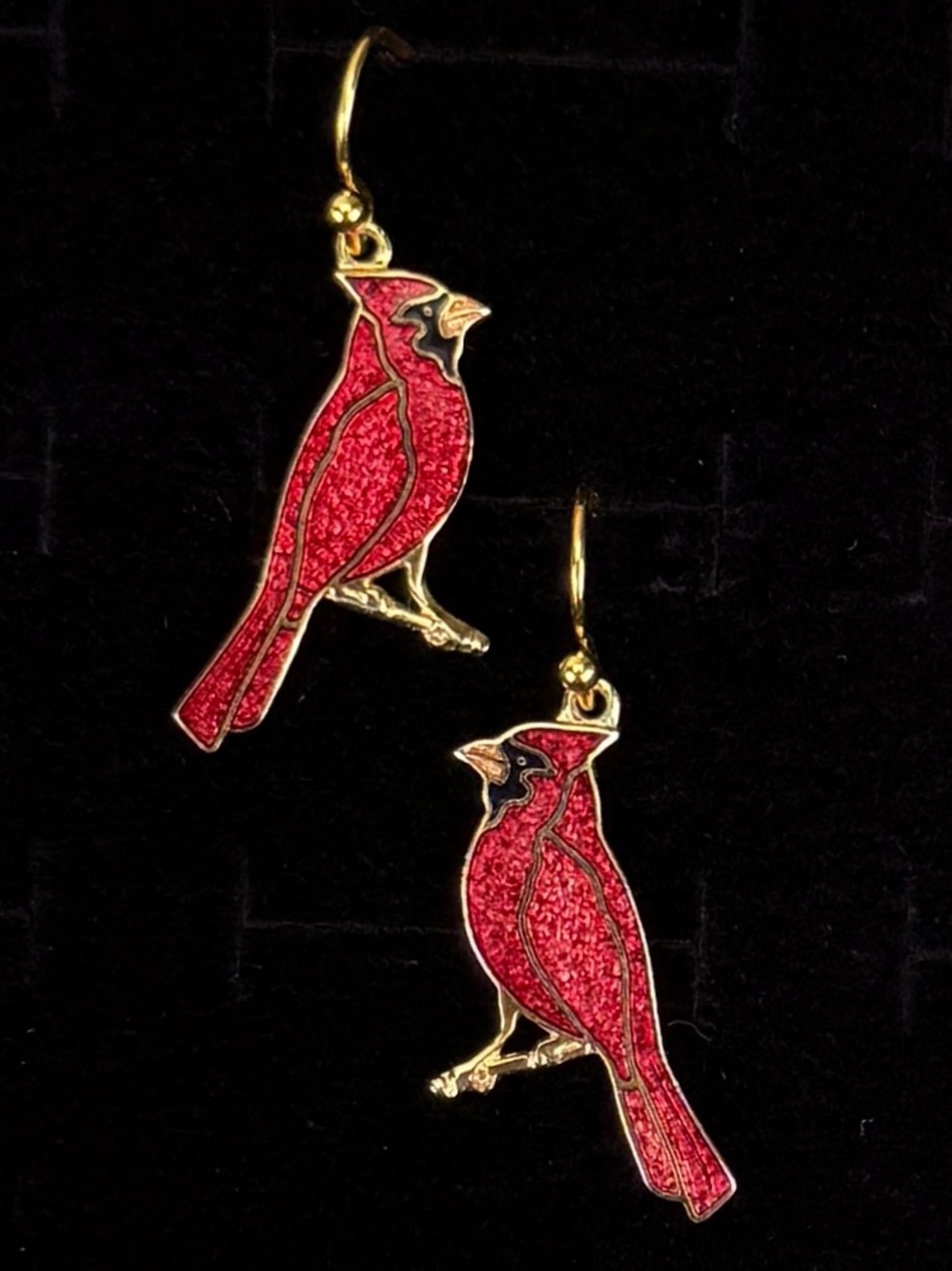Vintage Red Cardinal Bird Gold Tone Pierced Dangle Earrings